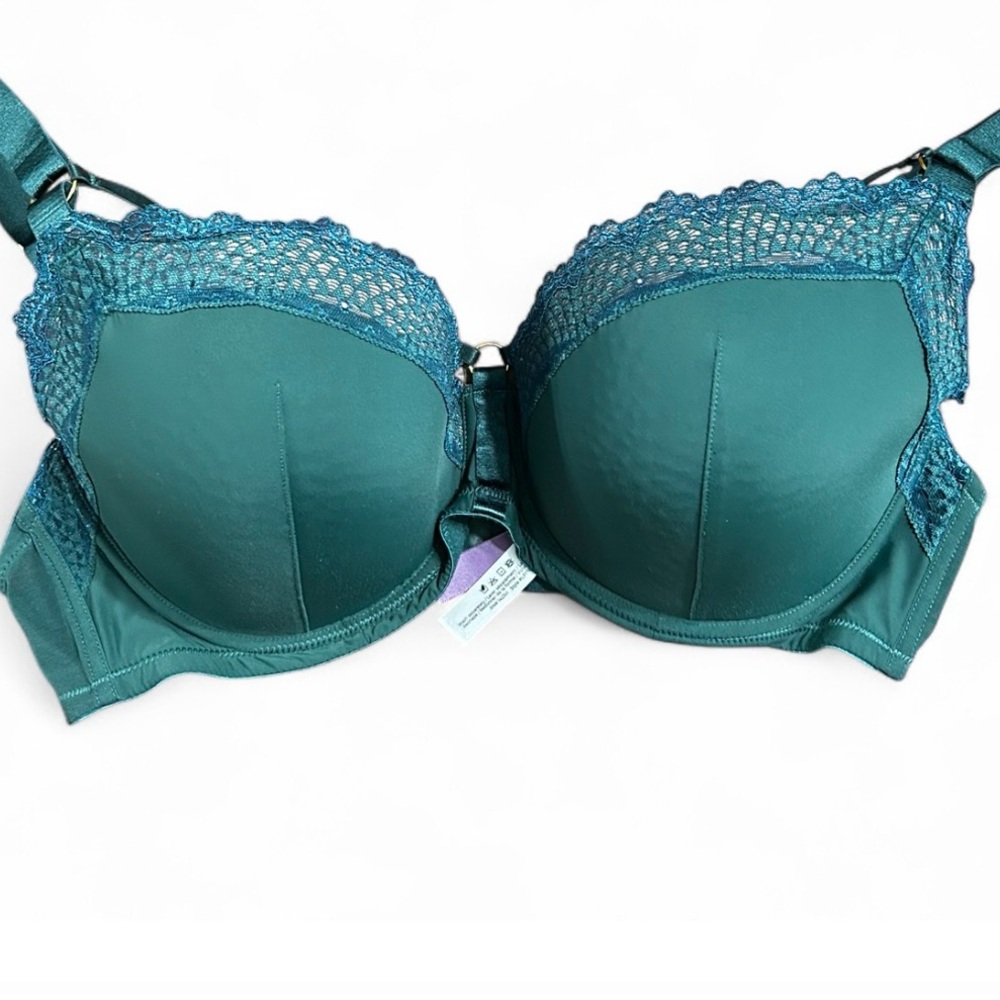 ADORE ME Green Underwire Bra 38DDD With Lace Details And Extra Support Straps